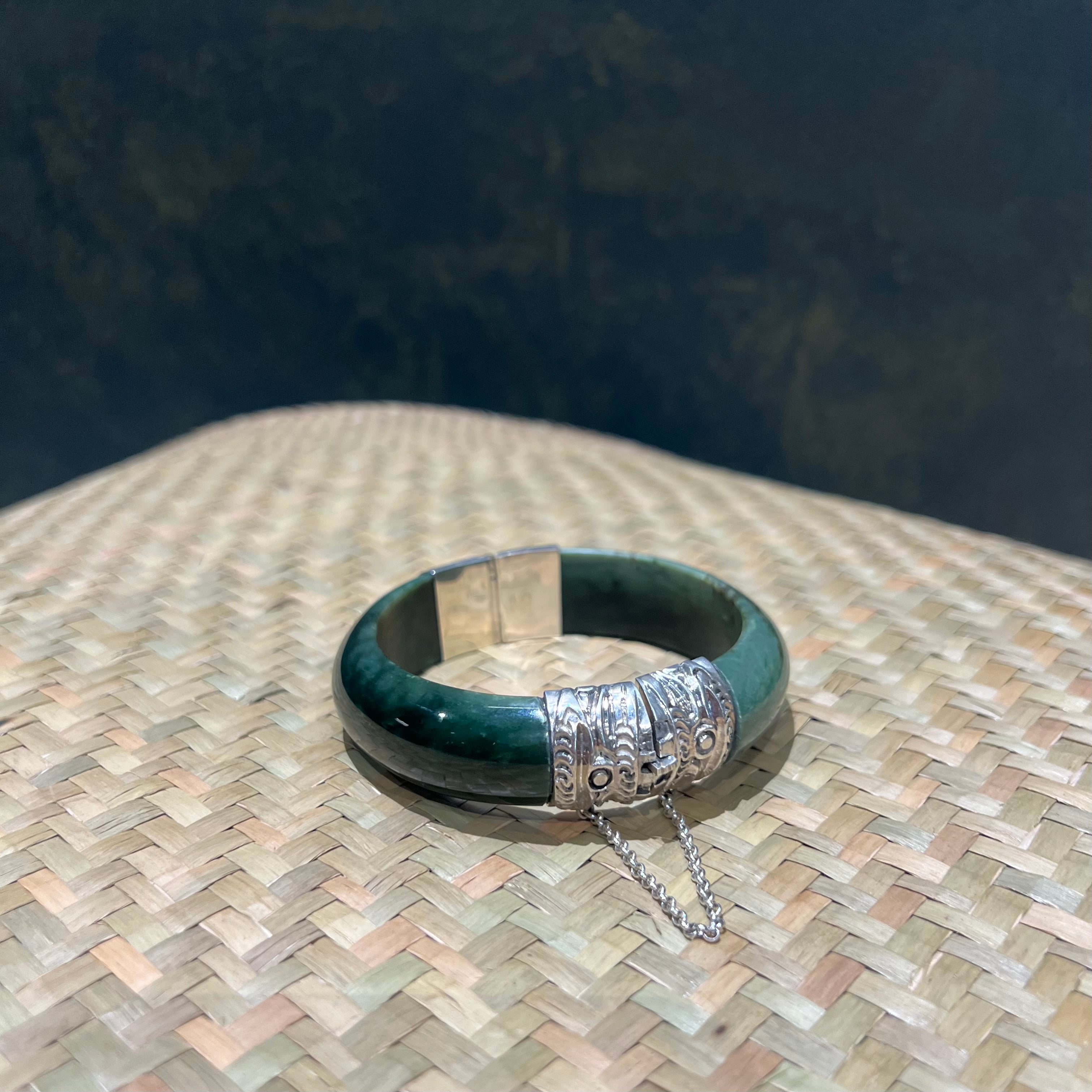 Kawakawa Sterling Silver Bangle