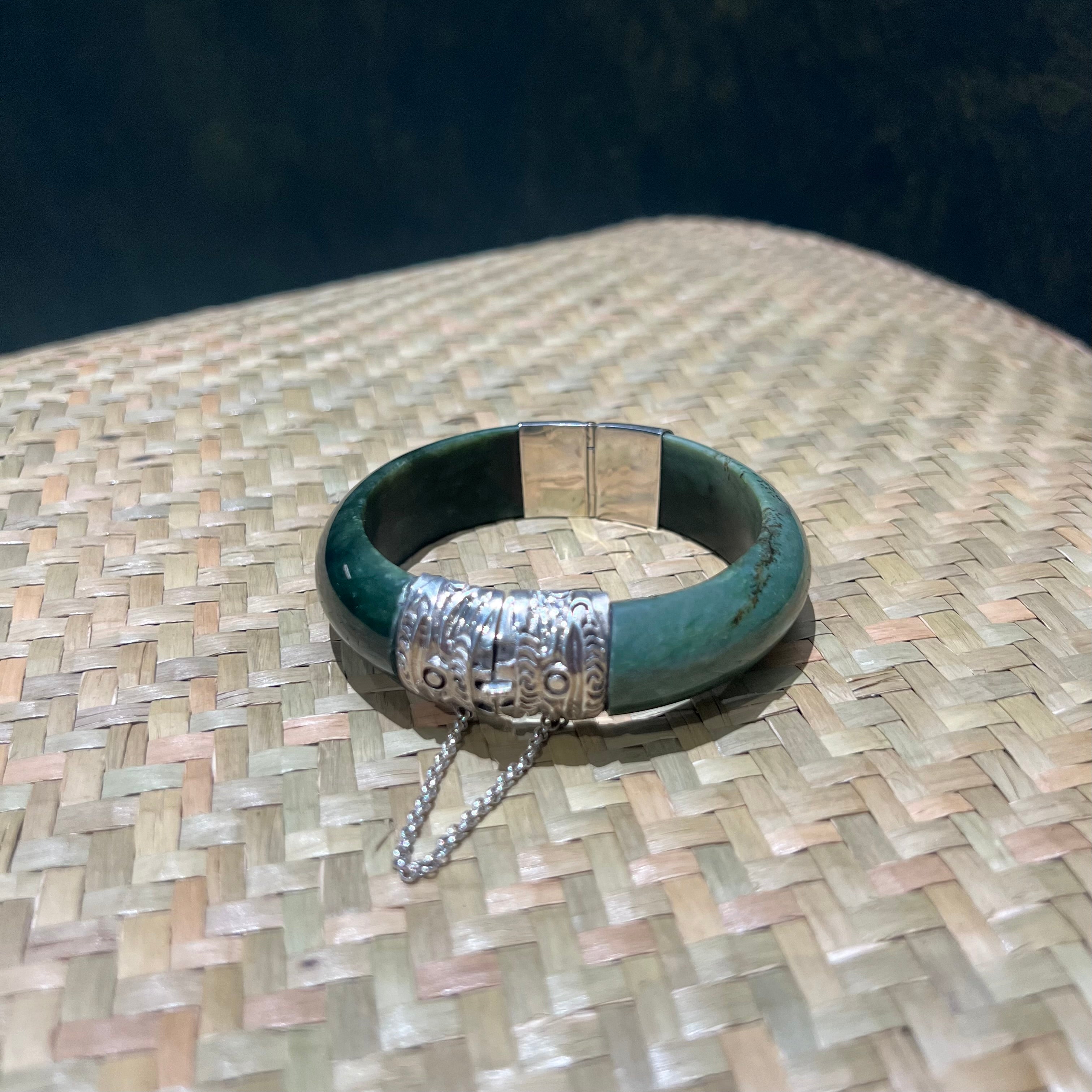 Kawakawa Sterling Silver Bangle